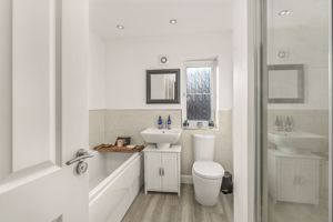 Photo 31- click for photo gallery